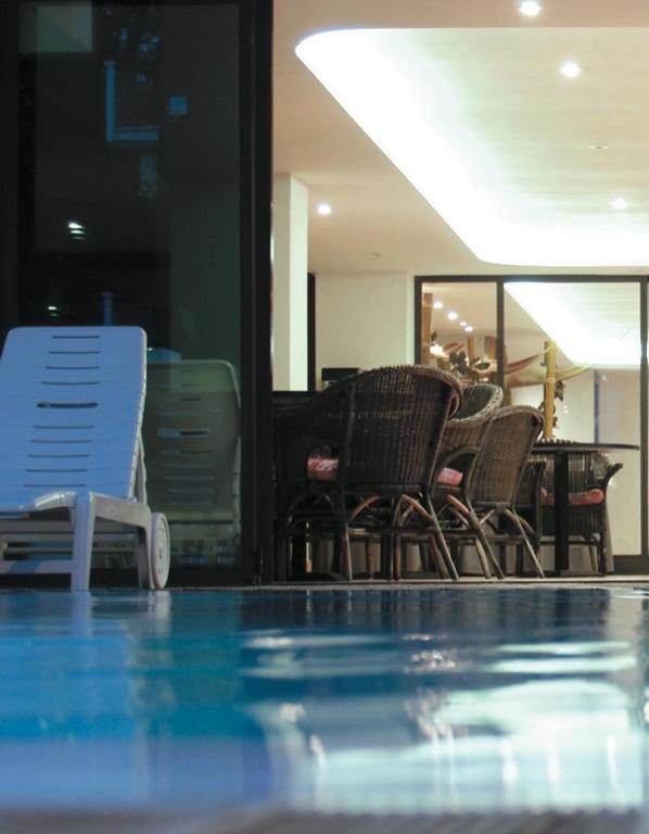 Hotel Liverpool Червія Екстер'єр фото
